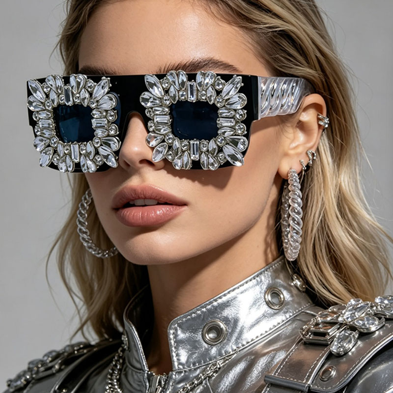 Gafas cuadradas con pedrería e - Sunglass Retainer Cord reseña y precio